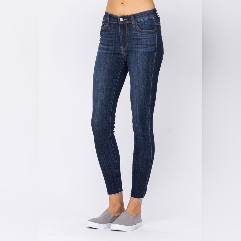Judy Blue Mid Rise Raw Hem Skinny Jean